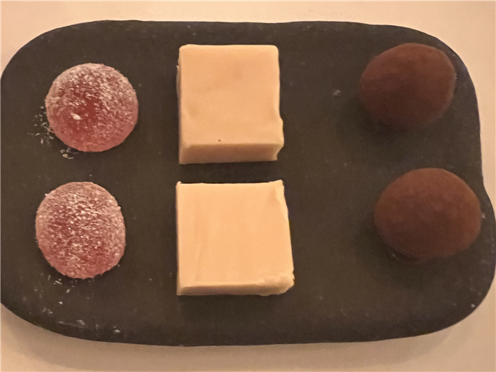 petit fours